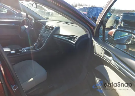 2016 Ford Fusion S z USA, uszkodzony, nr VIN 3FA6P0G78GR276032